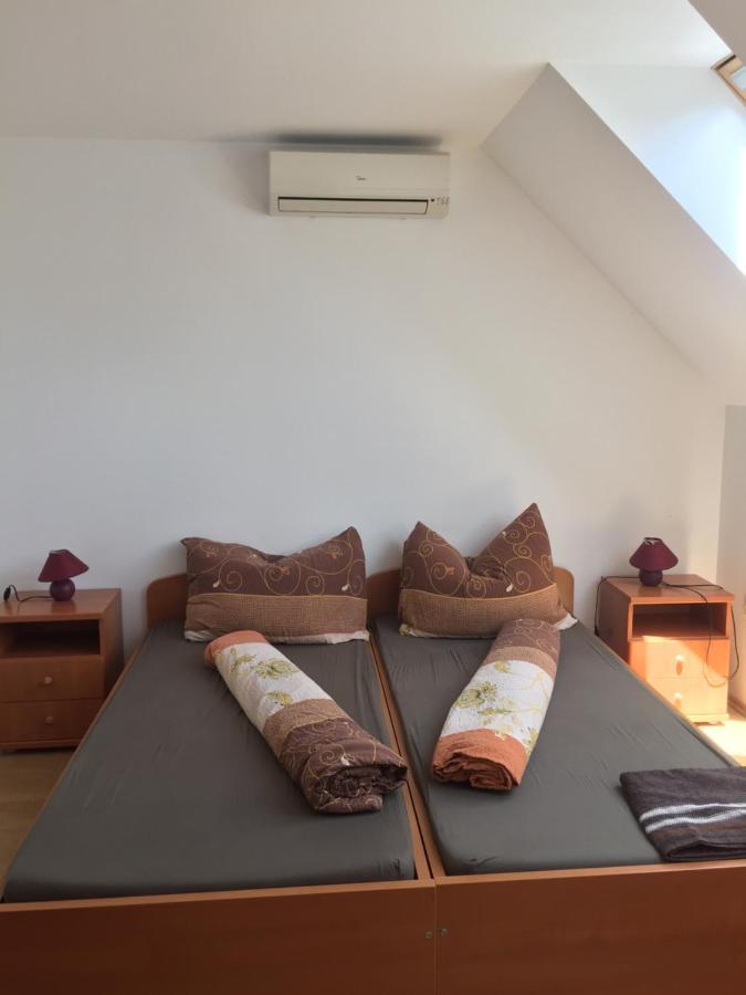 Bed and Breakfast Hableany Etterem, Pizzeria Es Vendeghaz Balatonmáriafürdő Esterno foto
