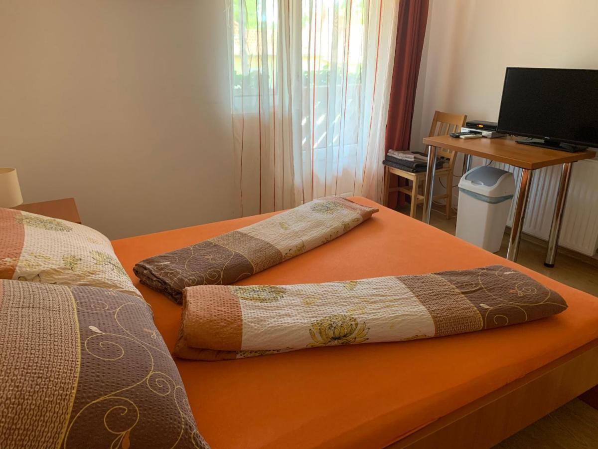 Bed and Breakfast Hableany Etterem, Pizzeria Es Vendeghaz Balatonmáriafürdő Esterno foto