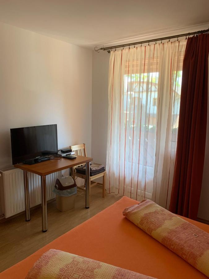 Bed and Breakfast Hableany Etterem, Pizzeria Es Vendeghaz Balatonmáriafürdő Esterno foto
